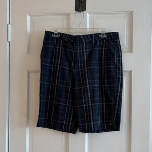 O'Neill Men's Dark Plaid Shorts